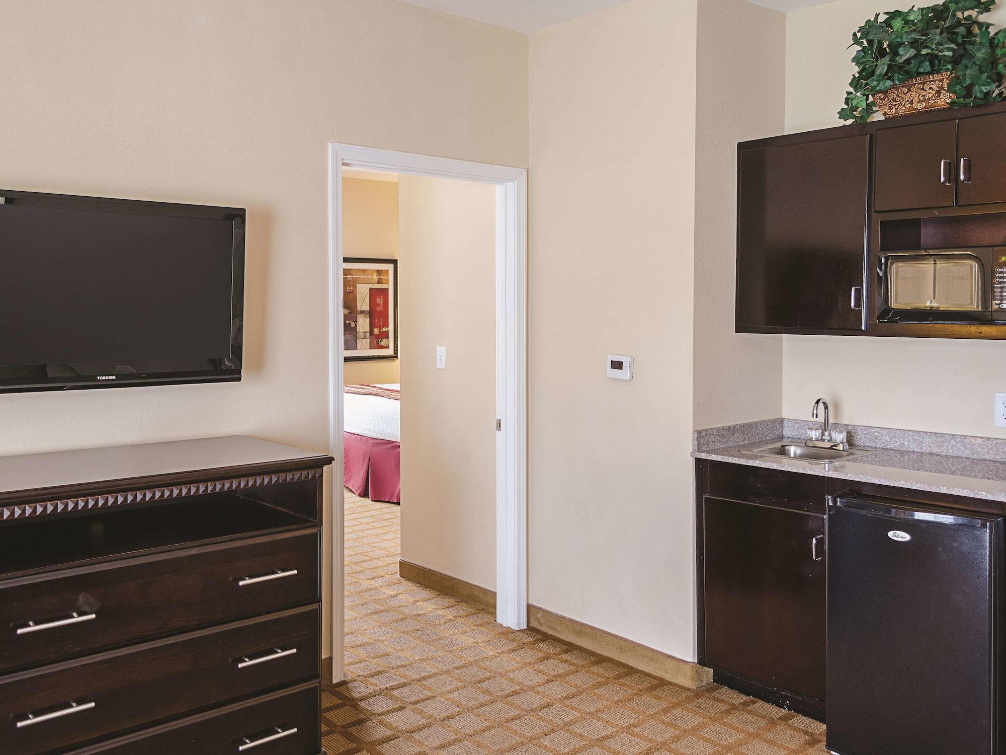 מלון La Quinta By Wyndham Mobile Satsuma / Saraland מראה חיצוני תמונה