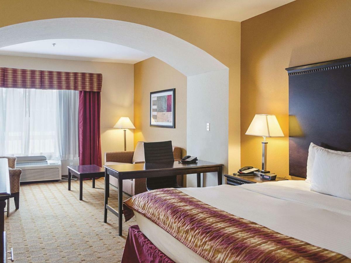 מלון La Quinta By Wyndham Mobile Satsuma / Saraland מראה חיצוני תמונה